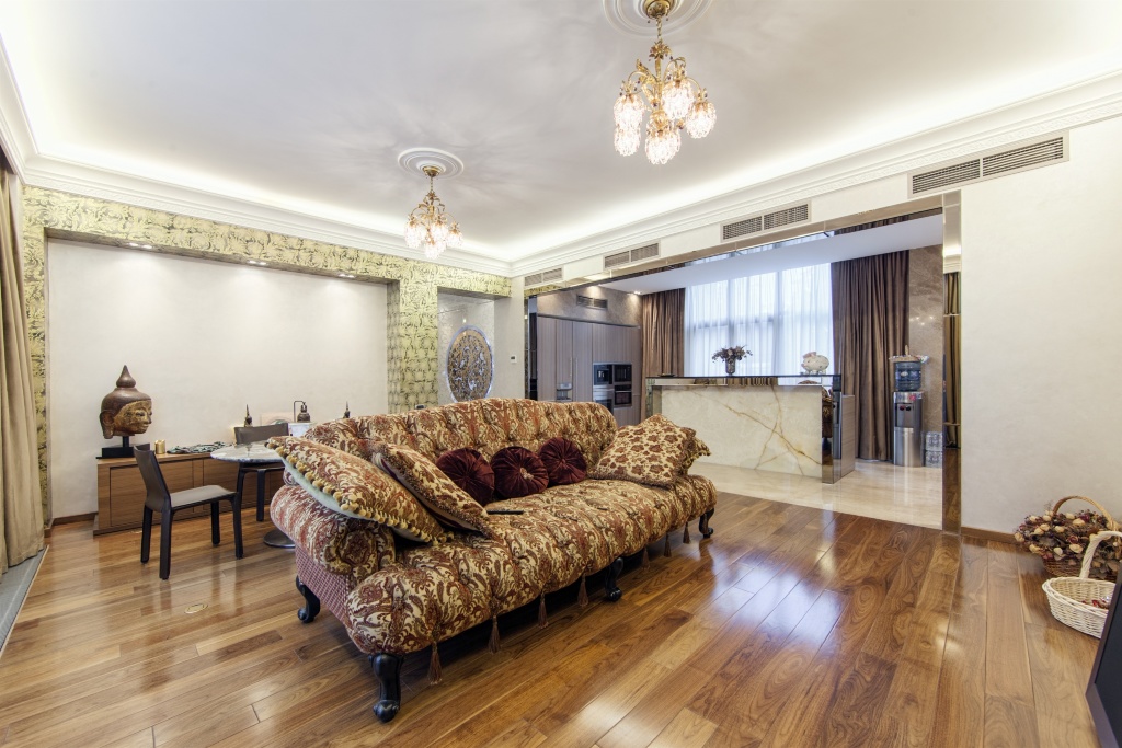 Apartment with 2 bedrooms 150 m2 in village ZHukovka-1, mnogokvartirnyj dom Photo 2
