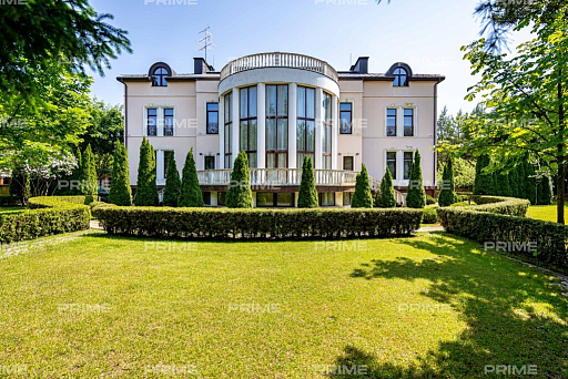 Сountry нouse with 8 bedrooms 1500 m2 in village Florans Photo 2