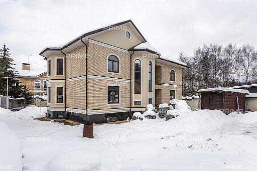Сountry нouse with 5 bedrooms 721 m2 in village ZHukovka Levaja storona