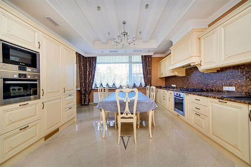 Сountry нouse with 4 bedrooms 715 m2 in village Millennium Park Photo 6