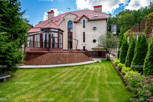 Сountry нouse with 7 bedrooms 600 m2 in village Трехгорка