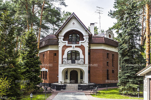 Сountry нouse with 5 bedrooms 560 m2 in village PSK Peredelkino