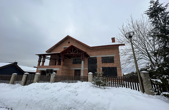 Сountry нouse with 7 bedrooms 1000 m2 in village Pestovo